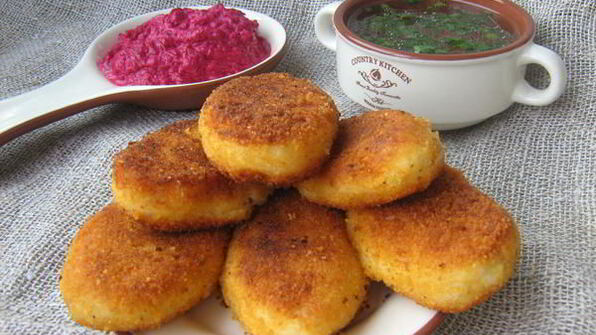 картофельные пирожки с брынзой