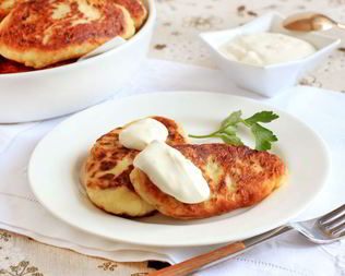 Картофельные пирожки с капустой