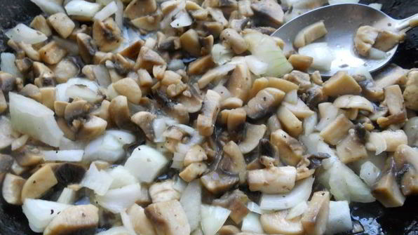 хрустящие открытые пирожки-цветочки с грибами