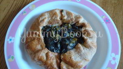 Открытые пирожки с щавелем