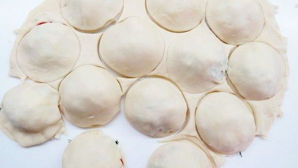 пирожки-бомбочки с фетой, помидорами и зеленью