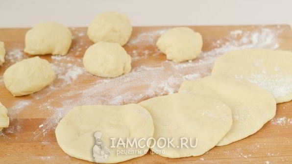 пирожки дрожжевые на кефире