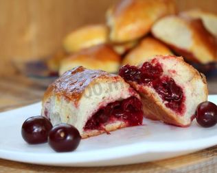 Пирожки духовые на дрожжах