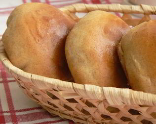 Пирожки из муки с фаршем и творожным сыром