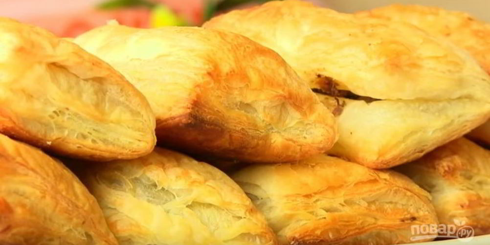 Рецепт пирожки из слоеного теста с печенью