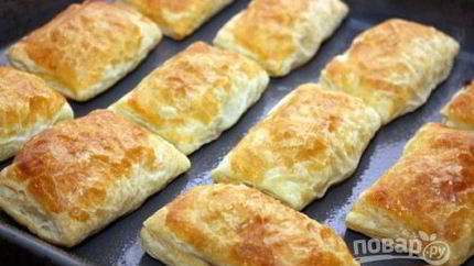 Пирожки из слоеного теста