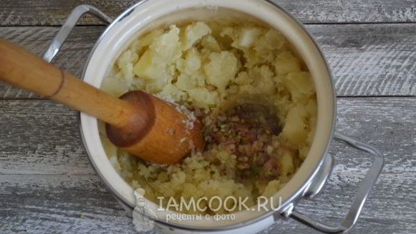 пирожки на картофельном отваре