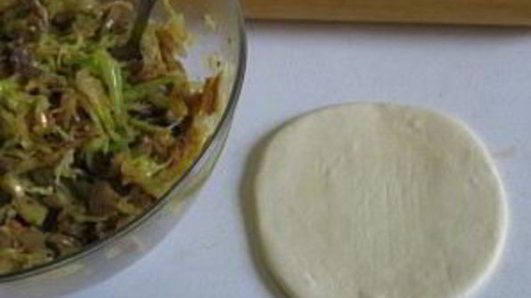 пирожки с капустой и грибами