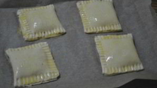 пирожки с капустой из слоеного бездрожжевого теста