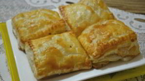 пирожки с капустой из слоеного бездрожжевого теста