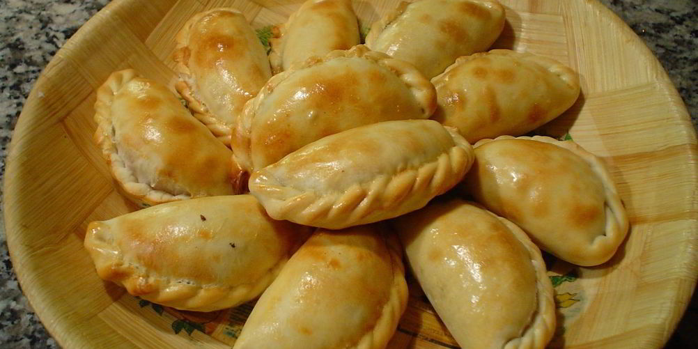 Рецепт пирожки с картошкой и тушенкой