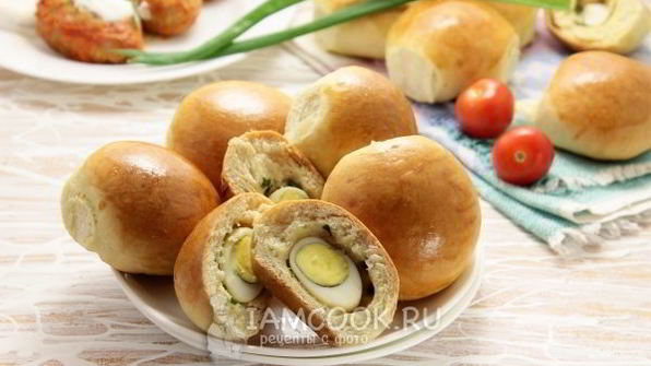 пирожки с перепелиными яйцами