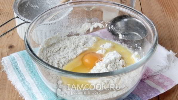 пирожки с перепелиными яйцами