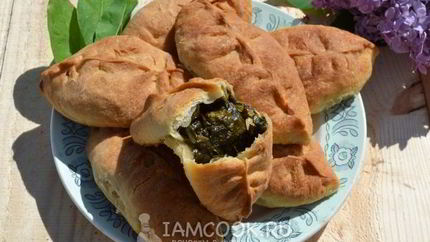 Пирожки с щавелем в духовке