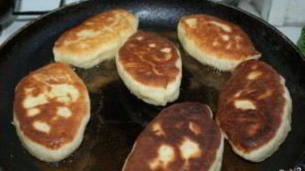 пирожки с щавелем жареные