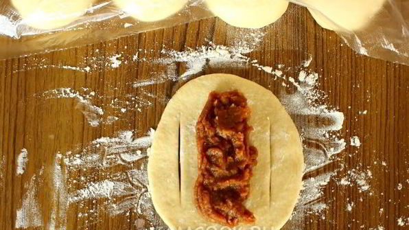 пирожки с сушеными яблоками