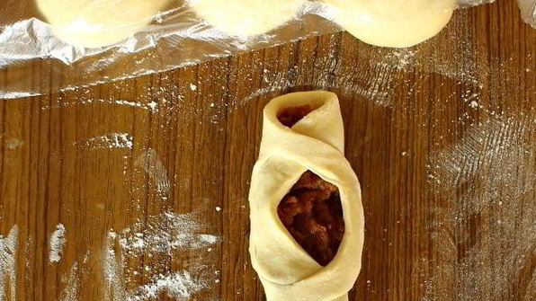 пирожки с сушеными яблоками