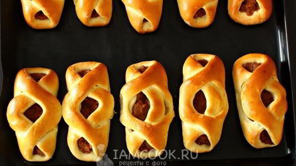 пирожки с сушеными яблоками