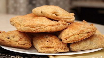 Пирожки с сыром сулугуни