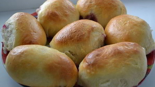 пирожки с вишнями