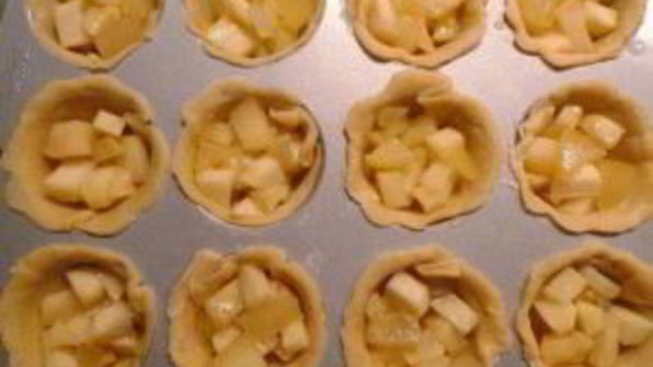 пирожки с яблоками