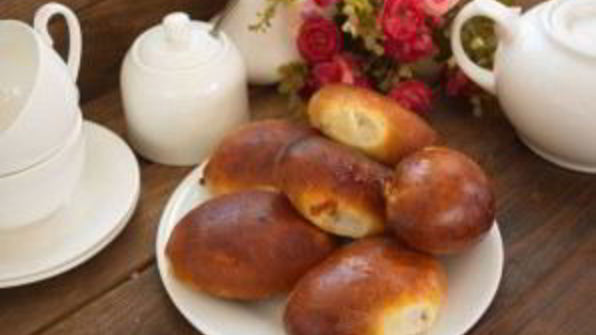 пирожки с яблоком из дрожжевого теста