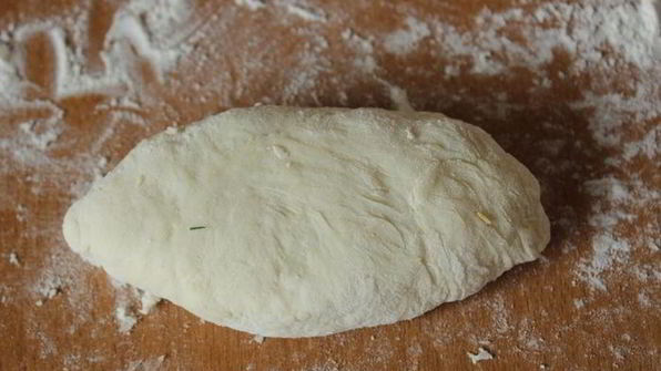 пирожки с яйцом и пряной зеленью