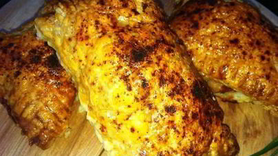 Пирожки слоеные с ветчиной, сыром и луком