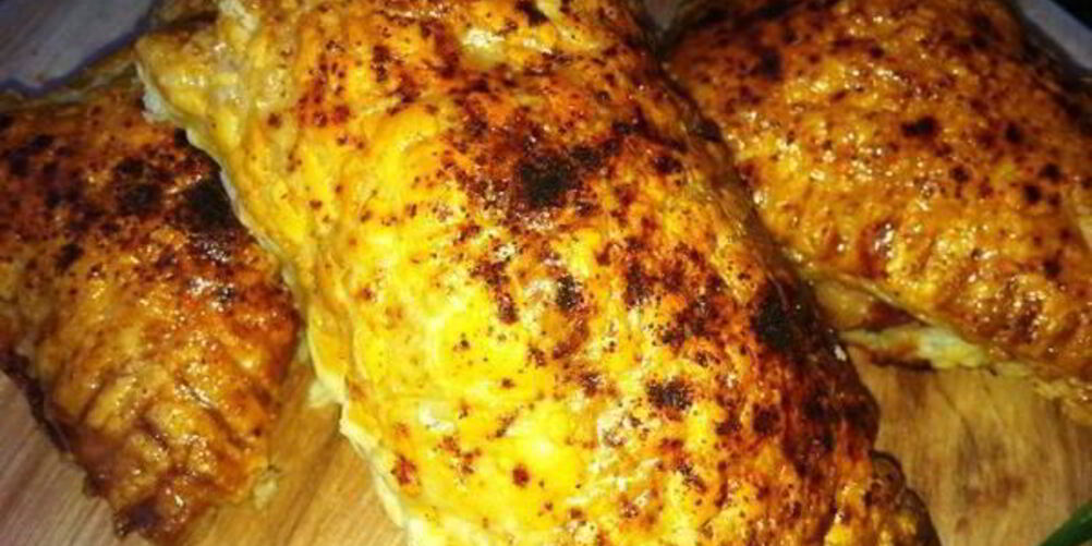 Рецепт пирожки слоеные с ветчиной, сыром и луком