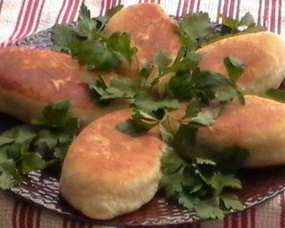 Пирожки Зимние с домашним паштетом и картофелем