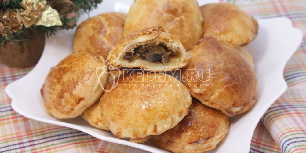 Рецепт рождественские пирожки с грибами и курицей
