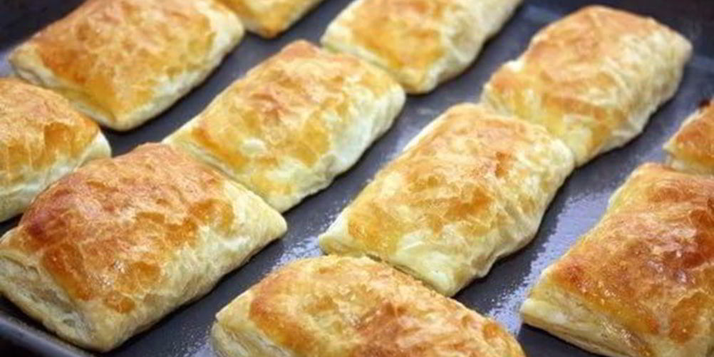 Рецепт слоеные пирожки с мясом и изюмом