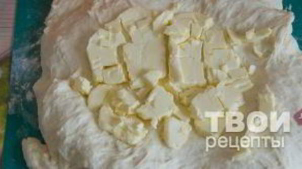 слоеные пирожки с мясом