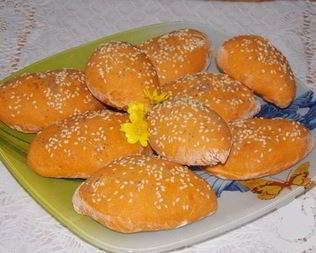 Томатные пирожки