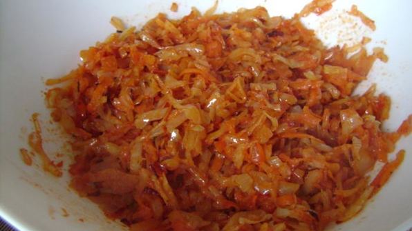 жареные пирожки с капустой