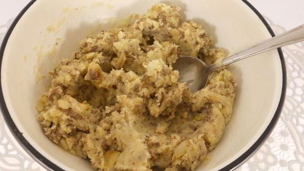 жареные пирожки с картофелем и печенью