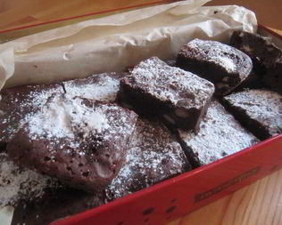 Брауни с фундуком