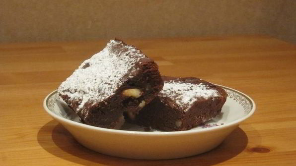 брауни с фундуком