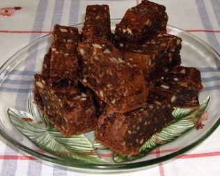 Брауни с орехами кешью