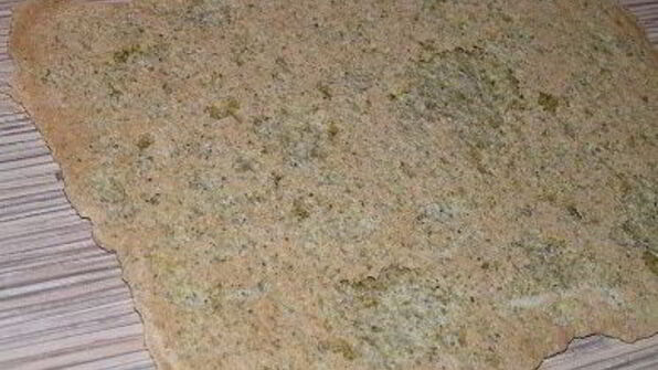 фисташковое пирожное с брусничным семифредо