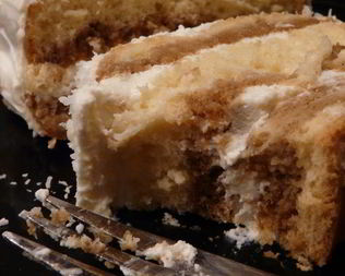 Легкие пирожные с пропиткой