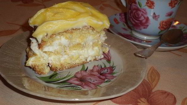 лимонное пирожное