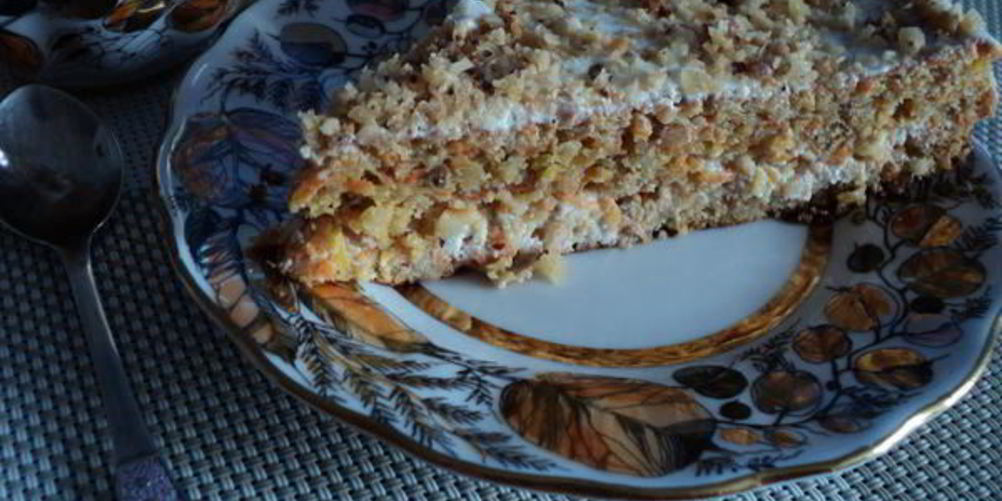 Рецепт морковно-ореховое пирожное со сметанным кремом