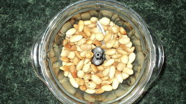 морковно-ореховое пирожное со сметанным кремом