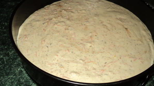 морковно-ореховое пирожное со сметанным кремом