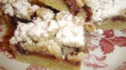 Песочные пирожные с вареньем