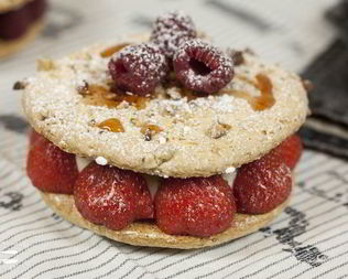 Пирожное Дакуаз