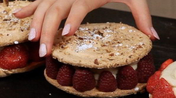 пирожное дакуаз