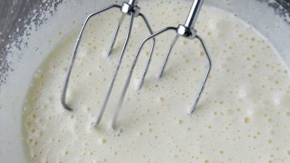 пирожное лакомка