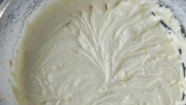 пирожное лакомка